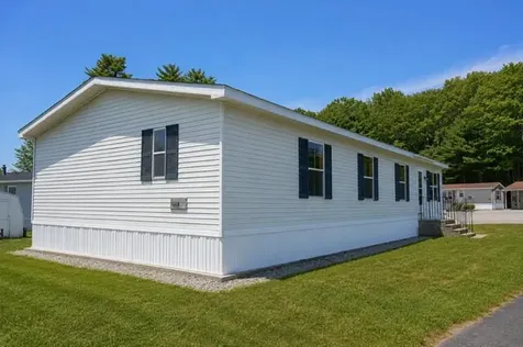 25 Village Drive Lewiston ME 04250