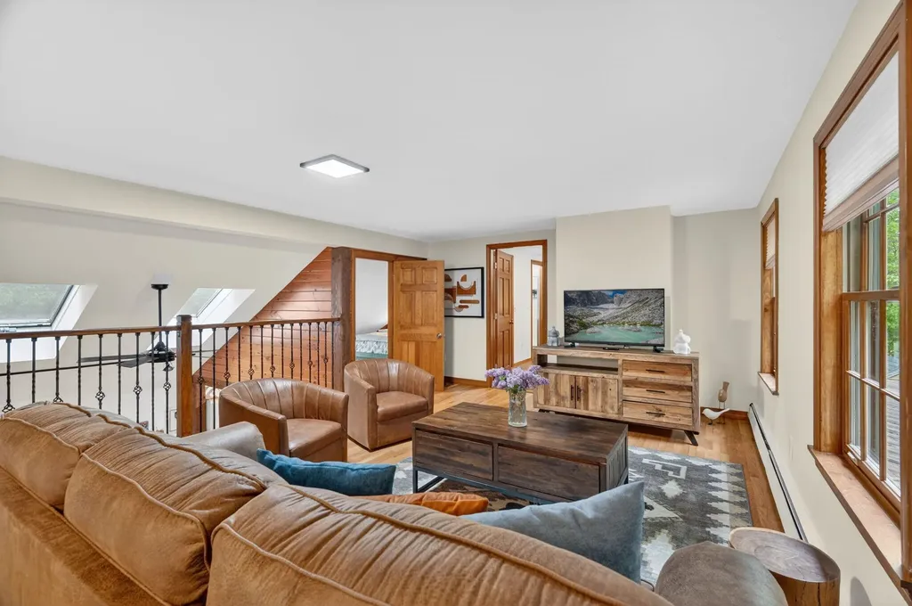 558 Castle Island Road Mount Vernon ME 04352