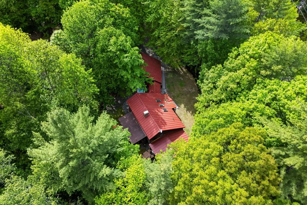 558 Castle Island Road Mount Vernon ME 04352