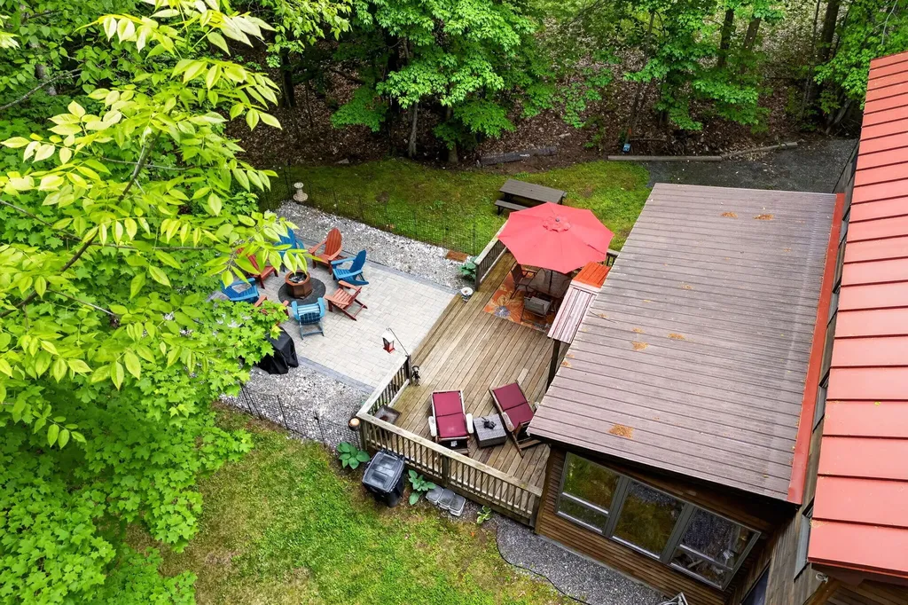 558 Castle Island Road Mount Vernon ME 04352