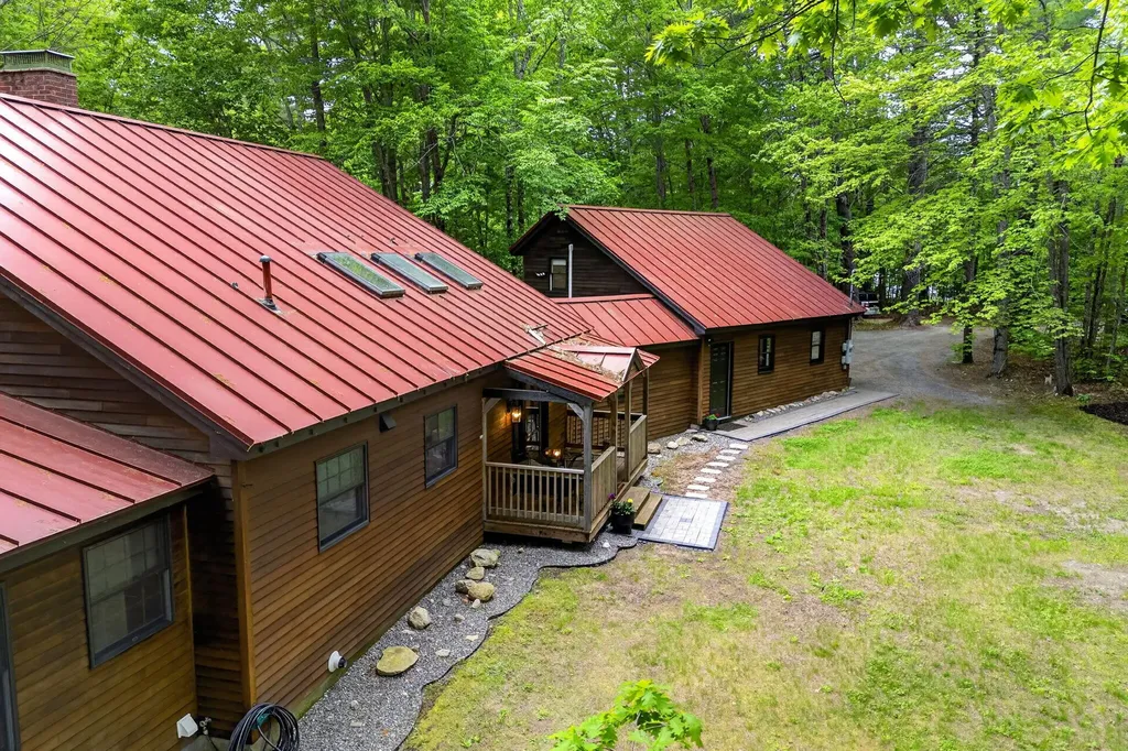 558 Castle Island Road Mount Vernon ME 04352