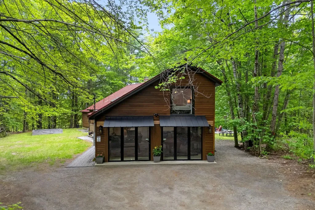 558 Castle Island Road Mount Vernon ME 04352