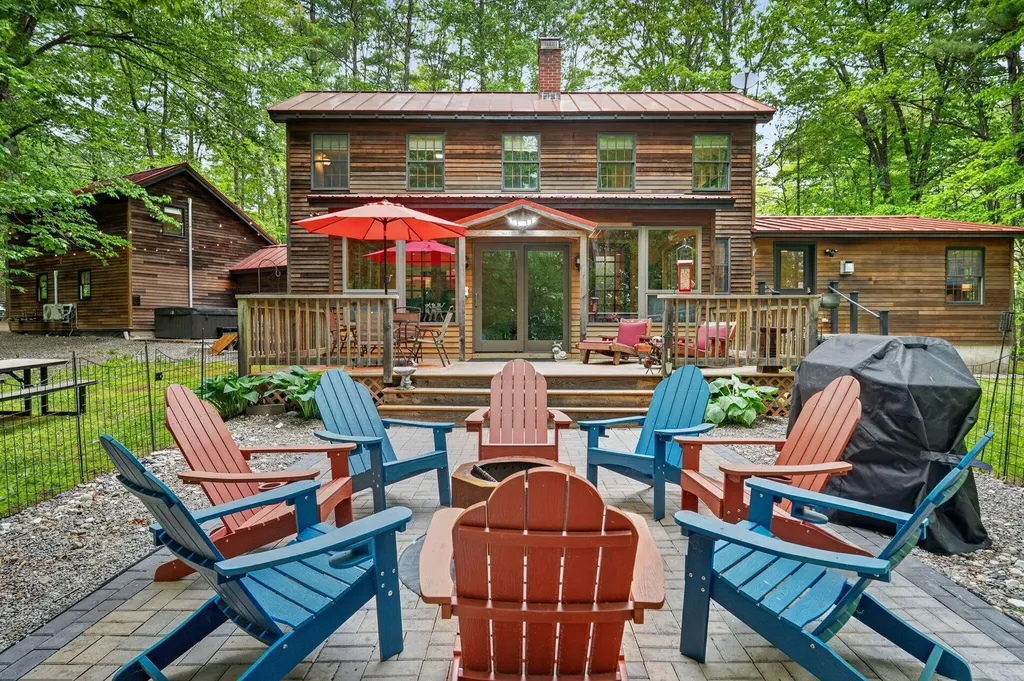 558 Castle Island Road Mount Vernon ME 04352