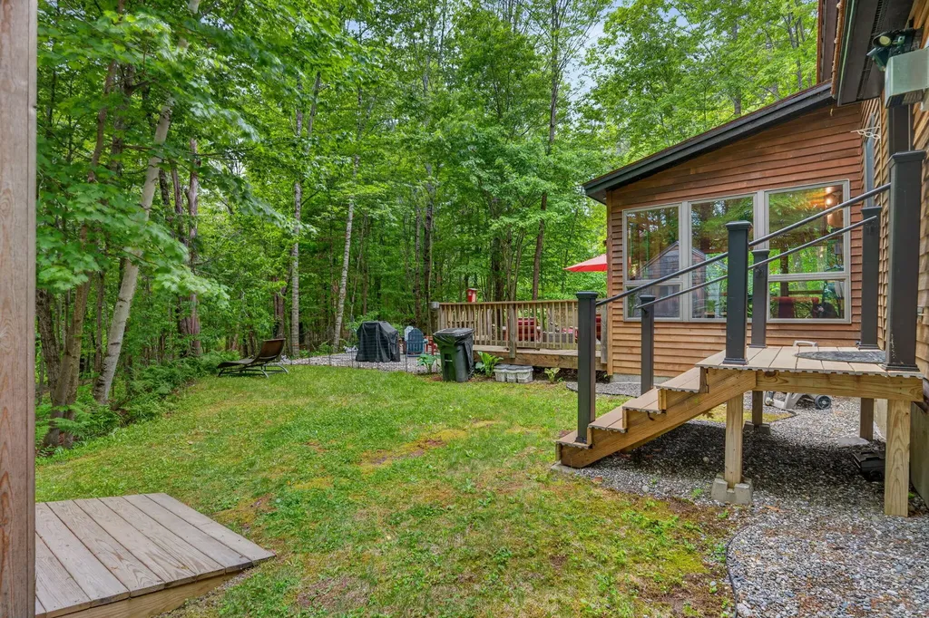 558 Castle Island Road Mount Vernon ME 04352