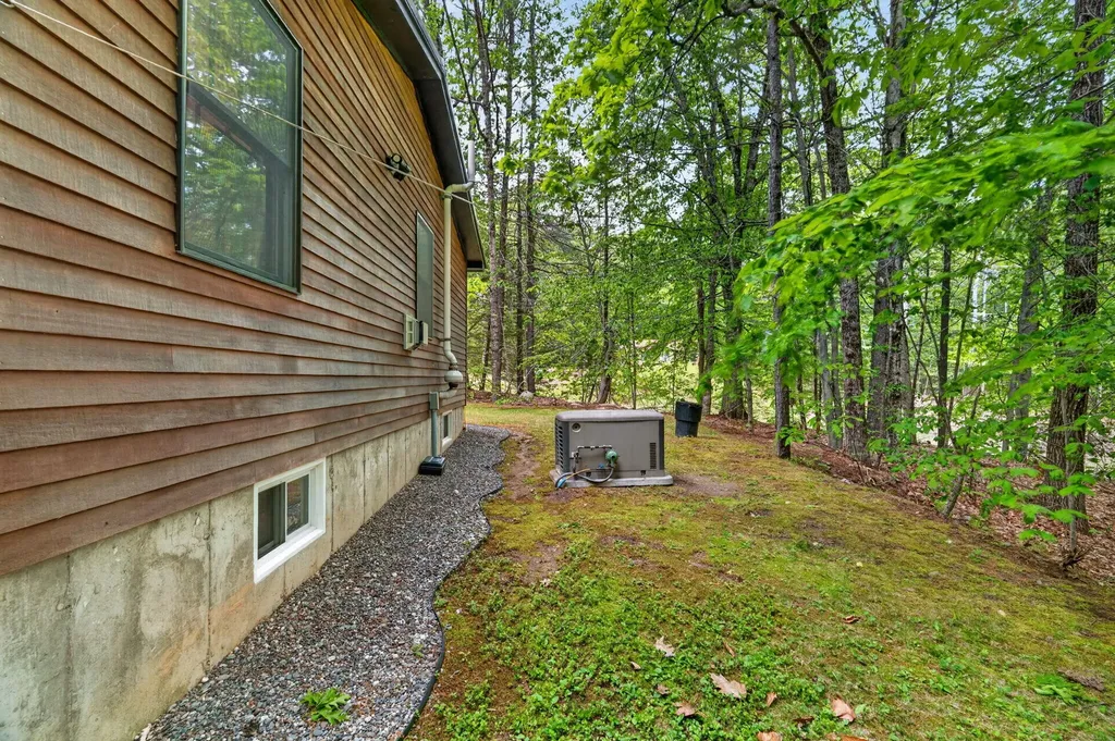 558 Castle Island Road Mount Vernon ME 04352