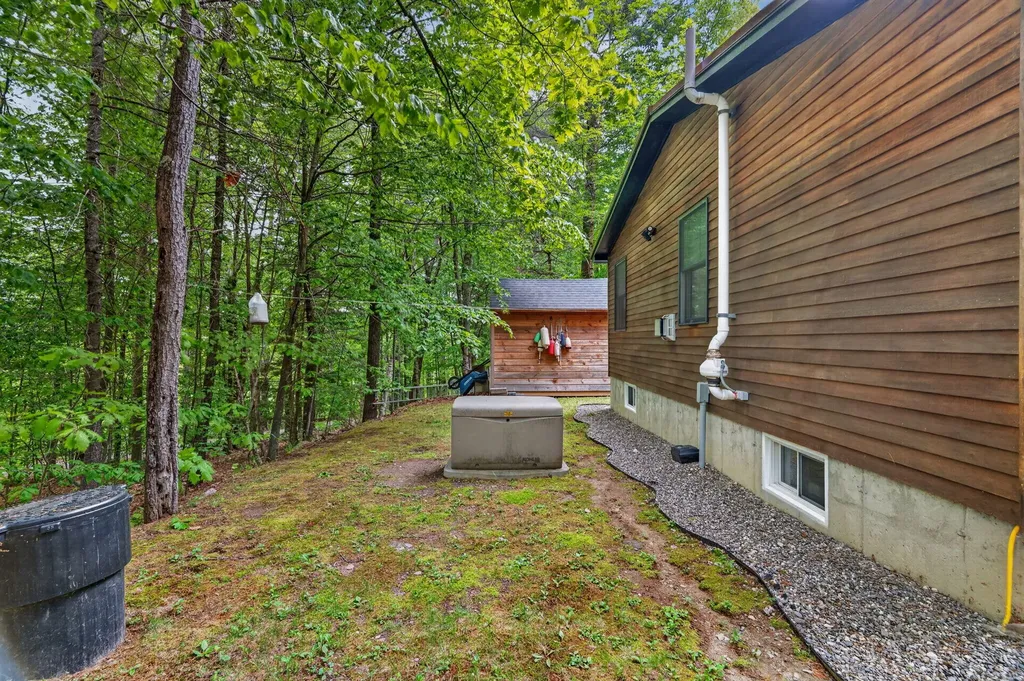 558 Castle Island Road Mount Vernon ME 04352