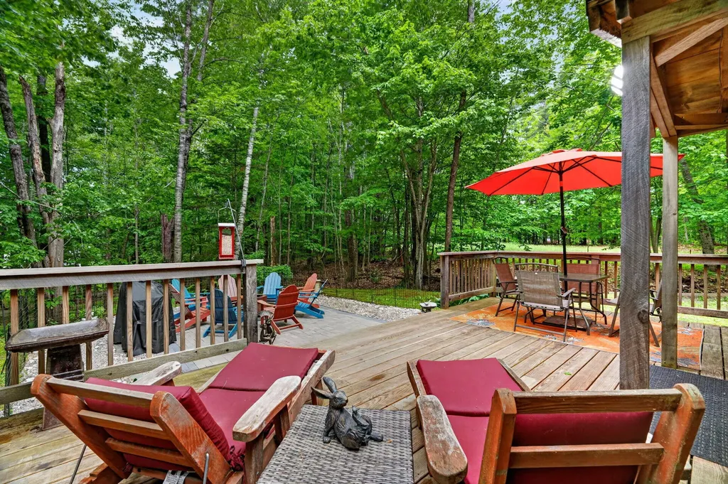 558 Castle Island Road Mount Vernon ME 04352