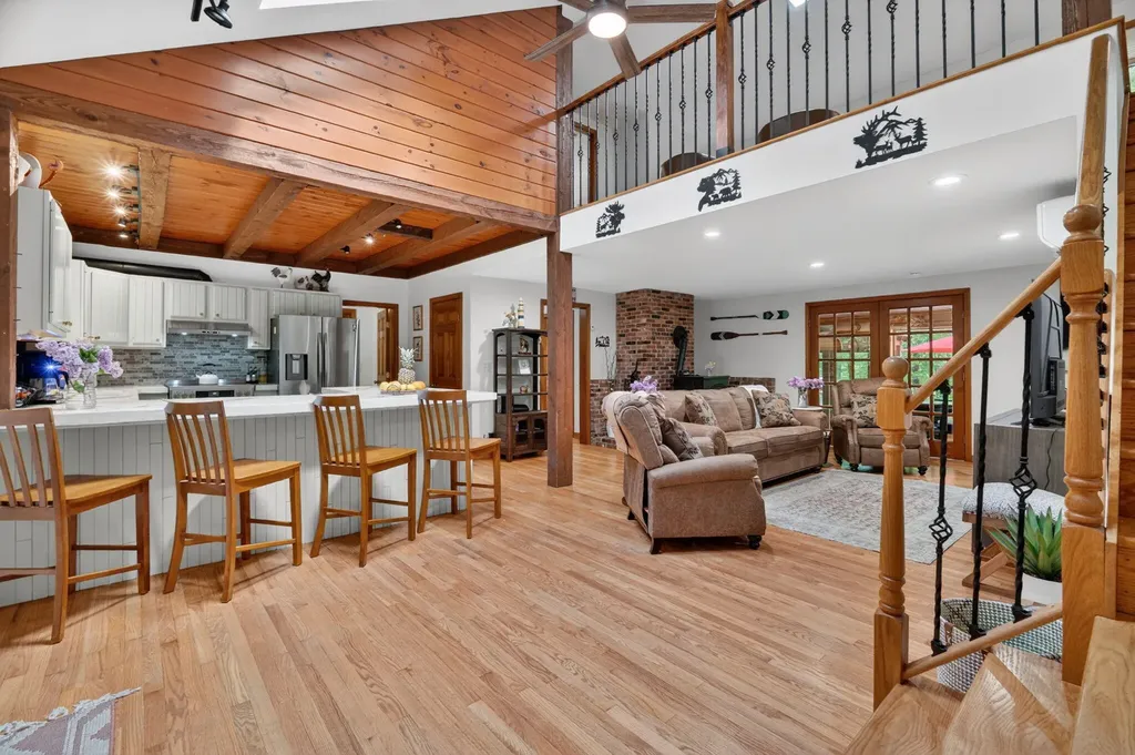 558 Castle Island Road Mount Vernon ME 04352
