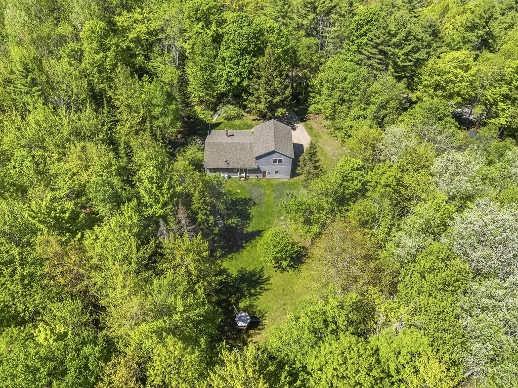 789 Brighton Hill Road Minot ME 04258