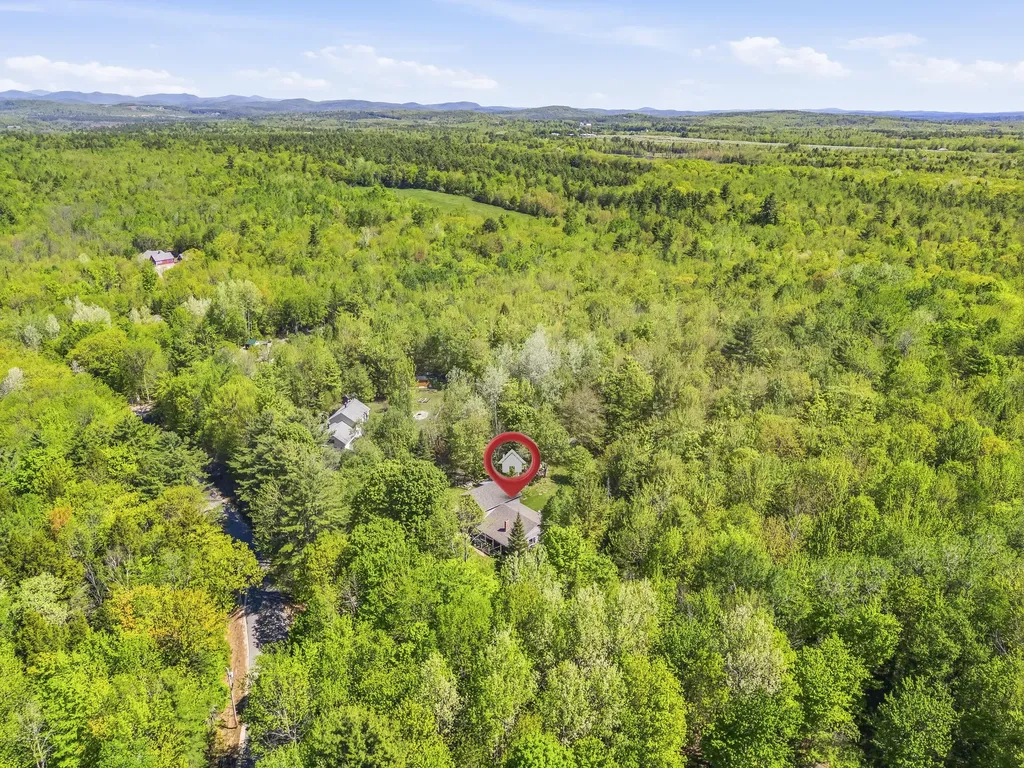 789 Brighton Hill Road Minot ME 04258
