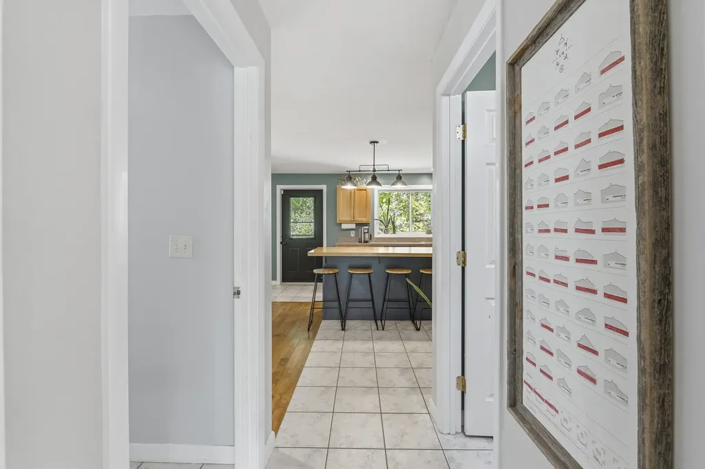 789 Brighton Hill Road Minot ME 04258