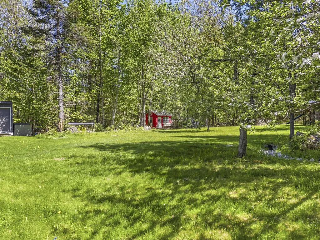 789 Brighton Hill Road Minot ME 04258