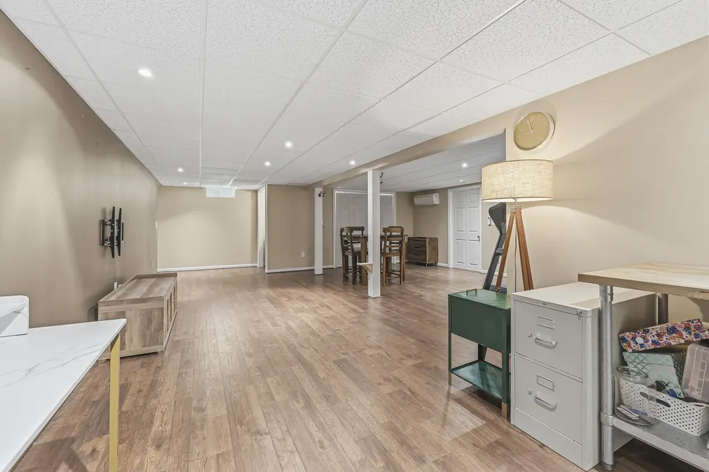 789 Brighton Hill Road Minot ME 04258