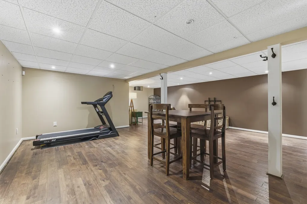 789 Brighton Hill Road Minot ME 04258