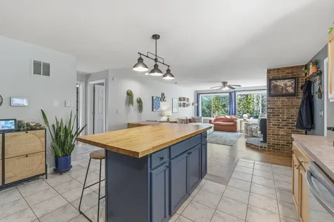789 Brighton Hill Road Minot ME 04258