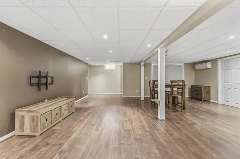 789 Brighton Hill Road Minot ME 04258
