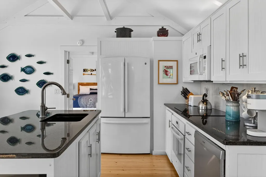 78 West Street Boothbay Harbor ME 04538