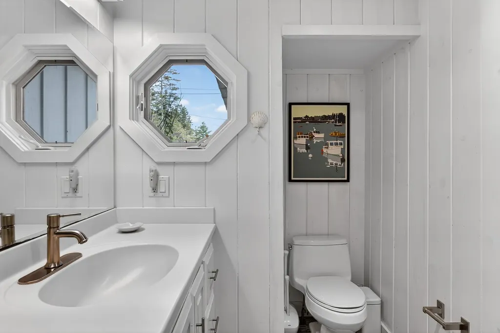 78 West Street Boothbay Harbor ME 04538