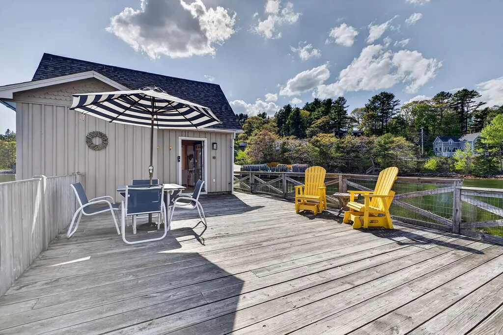 78 West Street Boothbay Harbor ME 04538