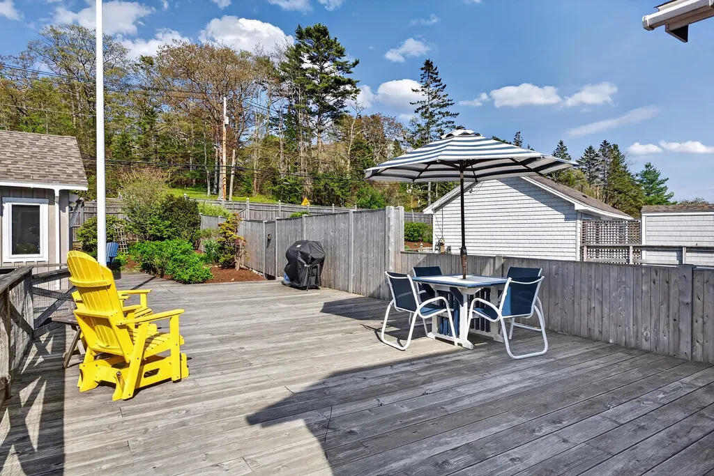 78 West Street Boothbay Harbor ME 04538