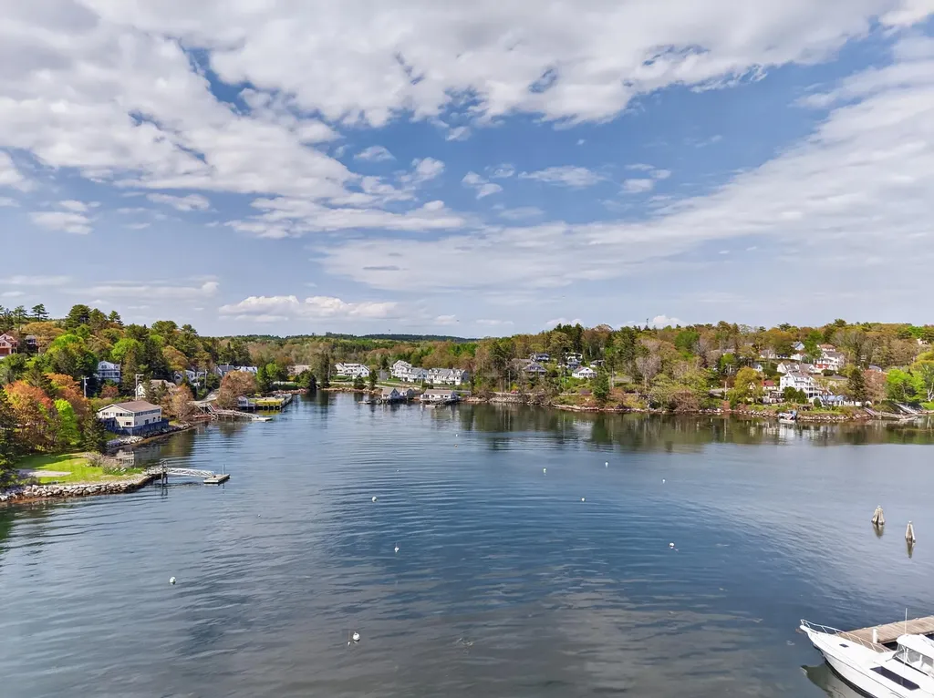 78 West Street Boothbay Harbor ME 04538