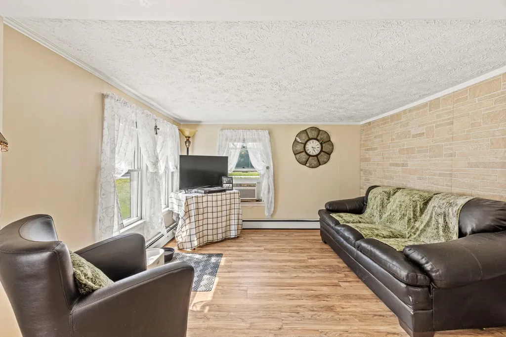 295 Buxton Road Saco ME 04072
