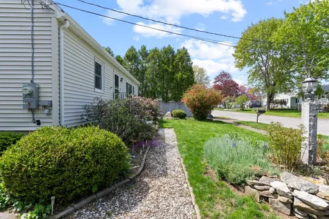 20 Temple Street Westbrook ME 04092
