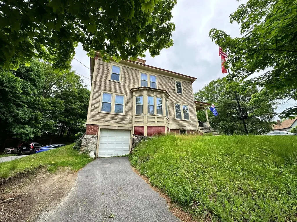 Auburn ME 04210