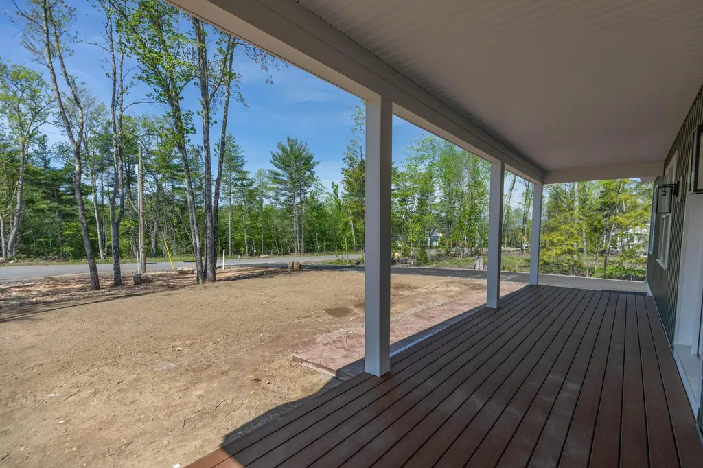 25 Tomahawk Lane Berwick ME 03901