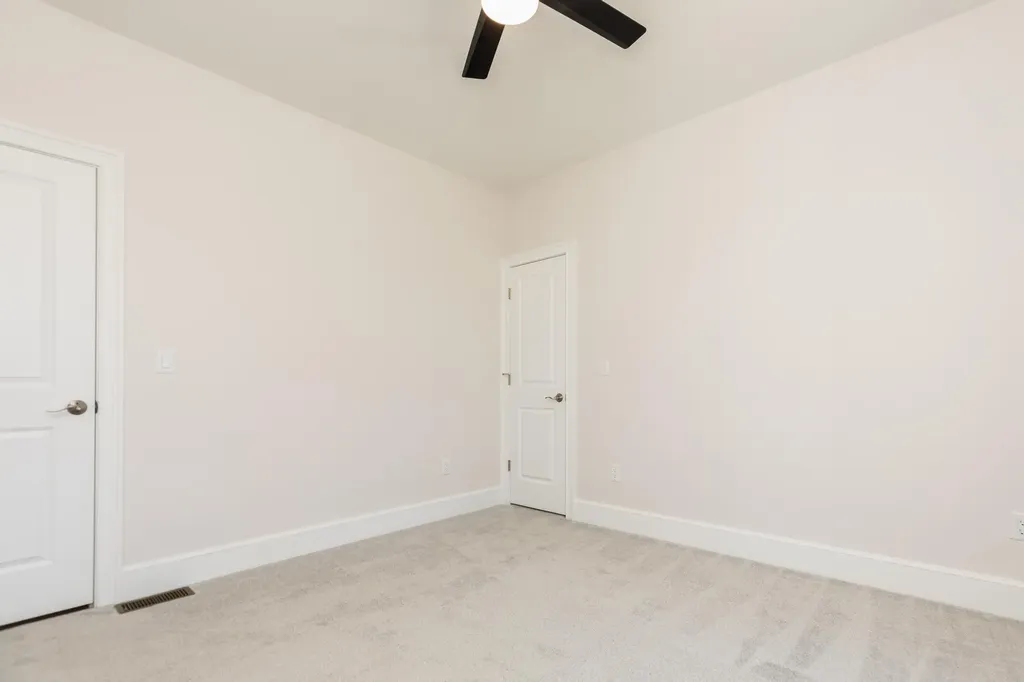 25 Tomahawk Lane Berwick ME 03901