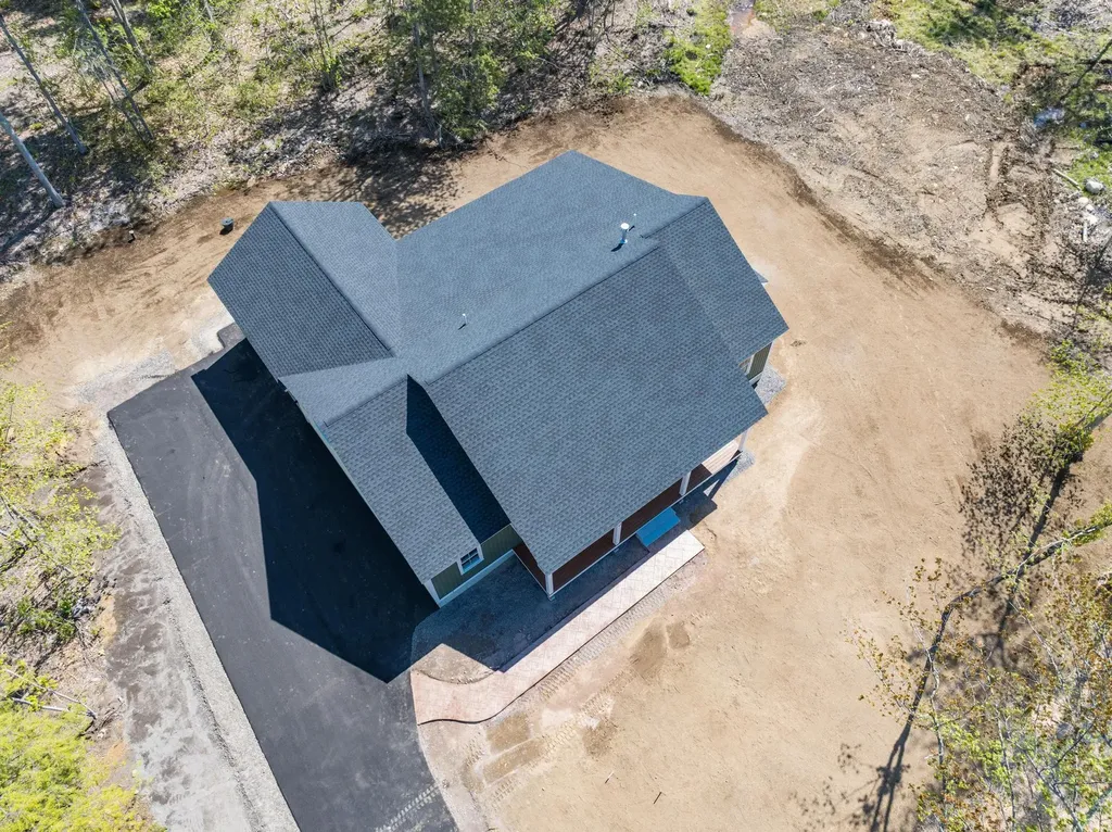 25 Tomahawk Lane Berwick ME 03901