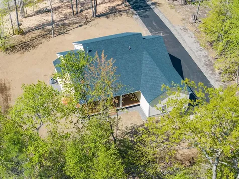 25 Tomahawk Lane Berwick ME 03901