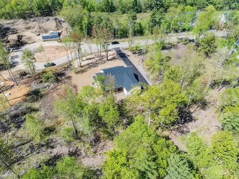 25 Tomahawk Lane Berwick ME 03901