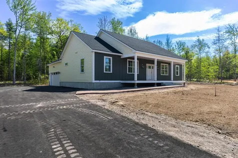 25 Tomahawk Lane Berwick ME 03901