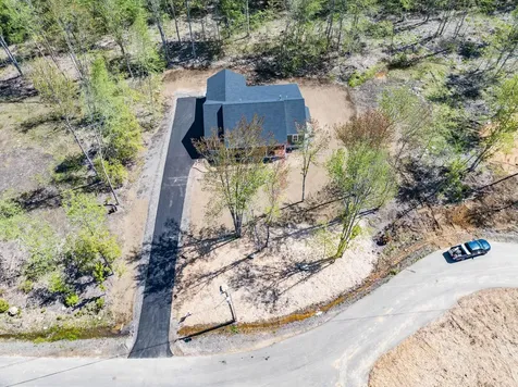 25 Tomahawk Lane Berwick ME 03901