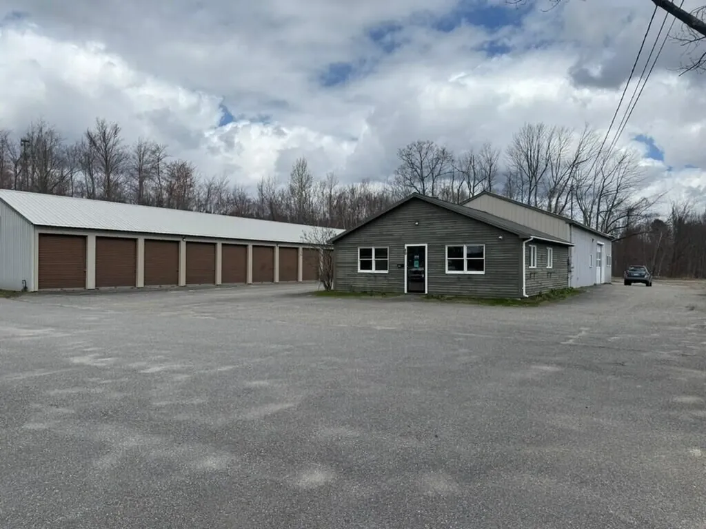 89 Peck Farm Road Winthrop ME 04364