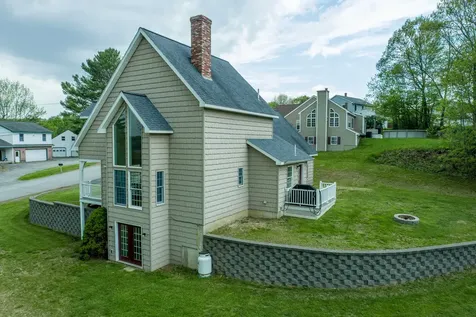 17 Waters Edge Drive Lewiston ME 04240