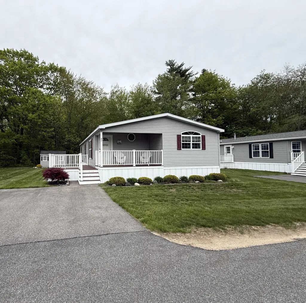 87 Anna Robert Circle Wells ME 04090