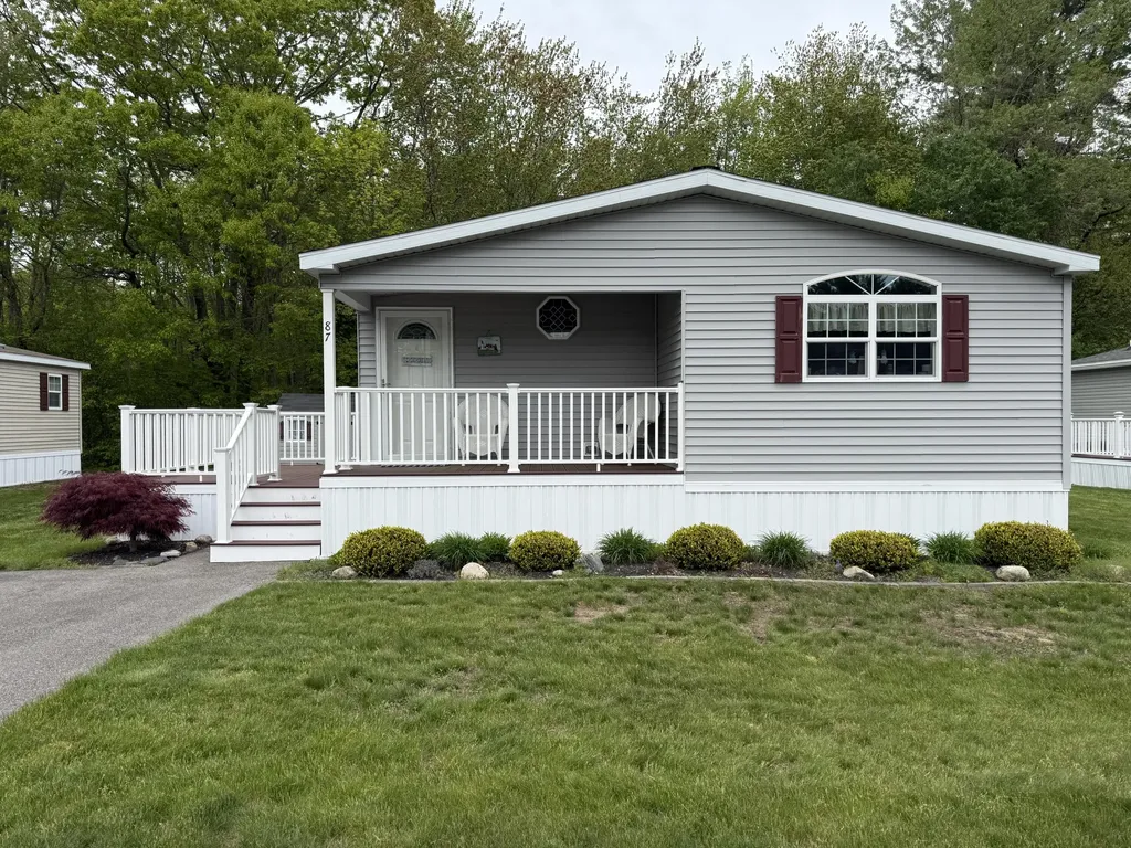 87 Anna Robert Circle Wells ME 04090