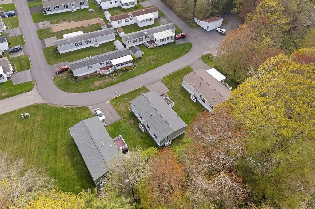 87 Anna Robert Circle Wells ME 04090