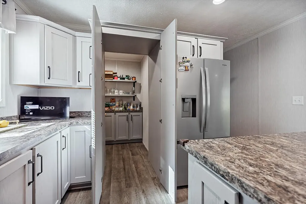 86 Mill Hill Road Vassalboro ME 04989