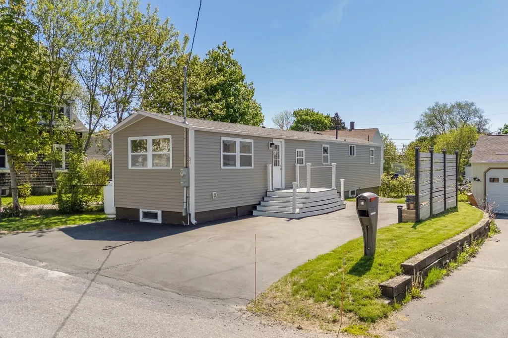 31 Spruce Street Rockland ME 04841