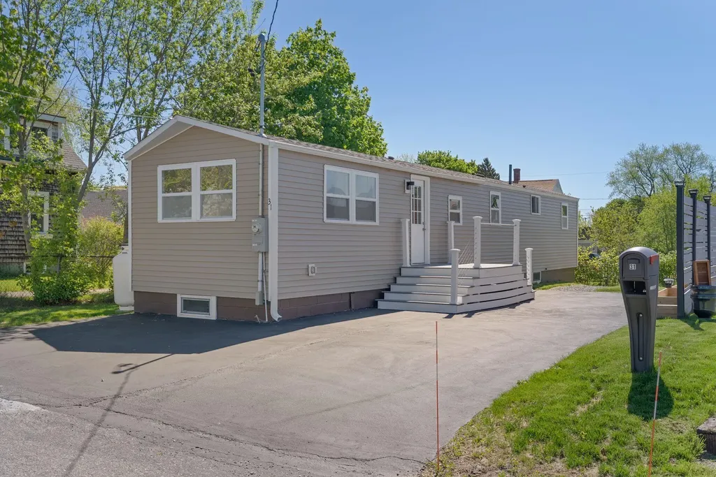 31 Spruce Street Rockland ME 04841