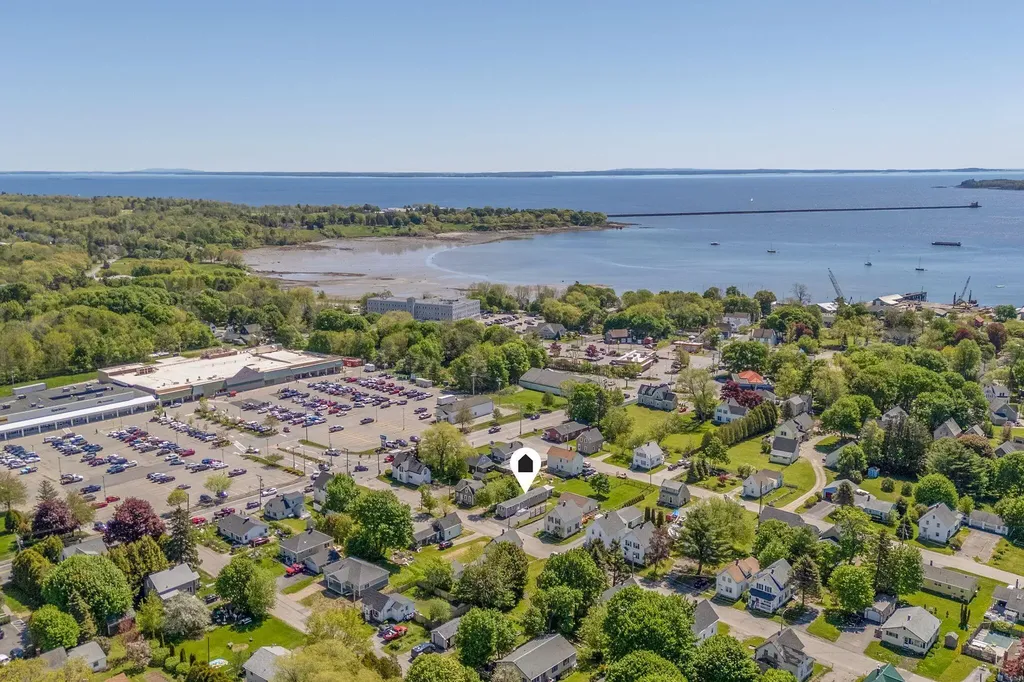 31 Spruce Street Rockland ME 04841