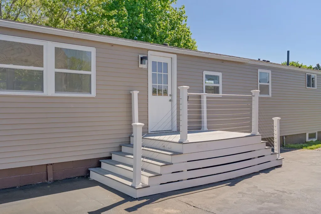 31 Spruce Street Rockland ME 04841
