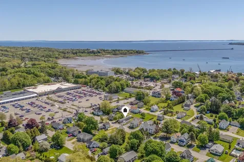 31 Spruce Street Rockland ME 04841