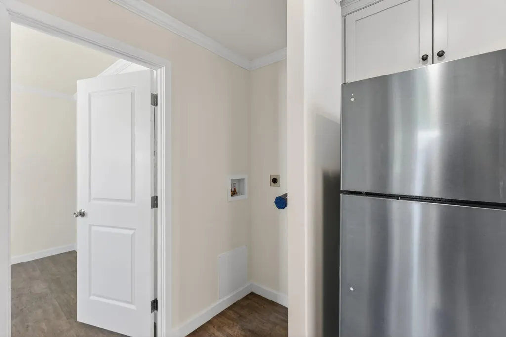 295 Old County Road Rockland ME 04841