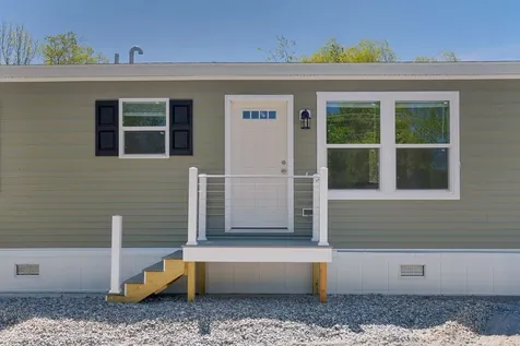 295 Old County Road Rockland ME 04841