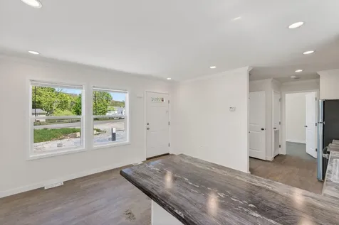 295 Old County Road Rockland ME 04841