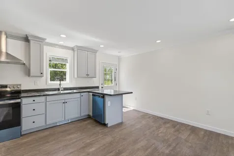 295 Old County Road Rockland ME 04841